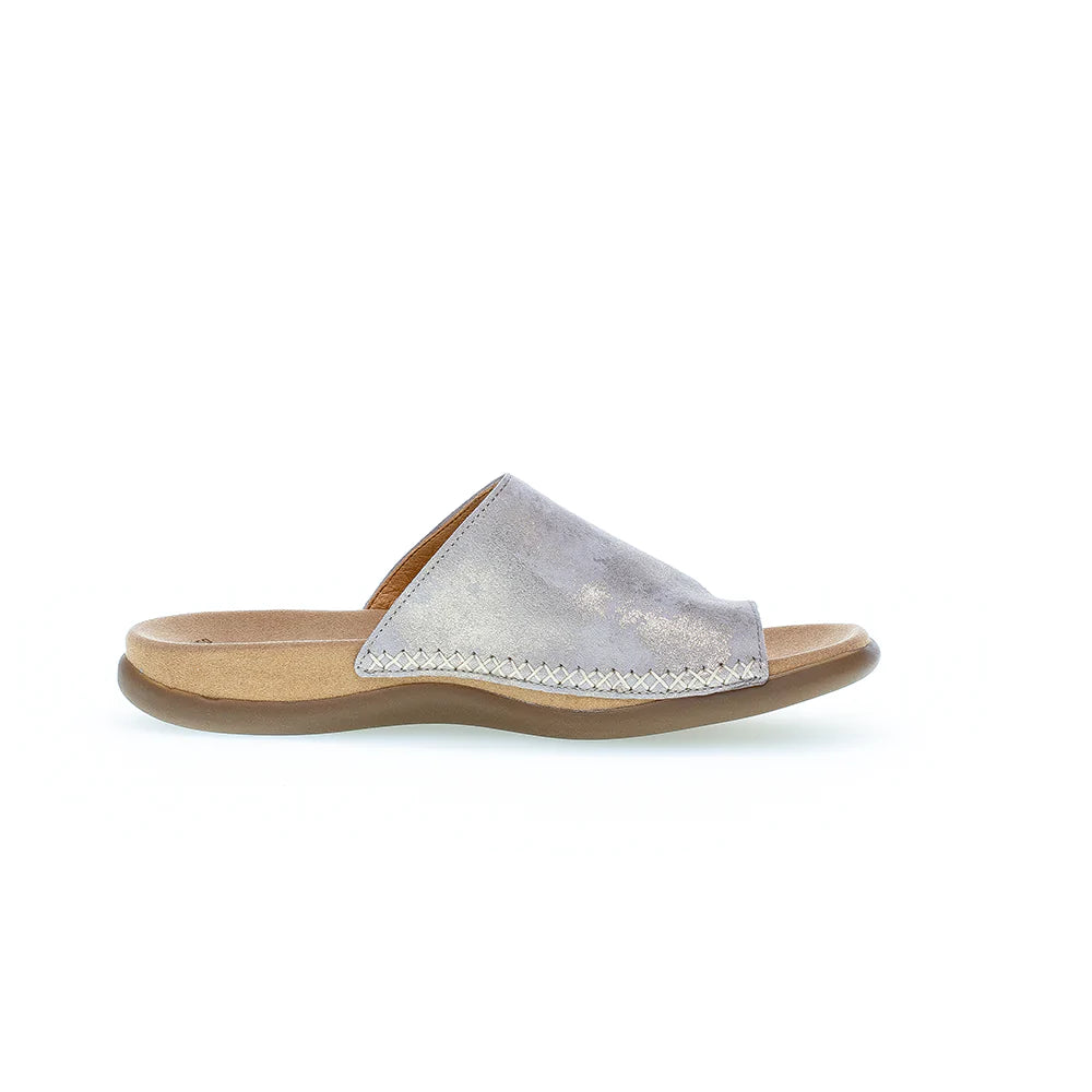 Overstock Sale Toe Loop Sandal "Gabor" in Metallic Shell CLOSEOUTS